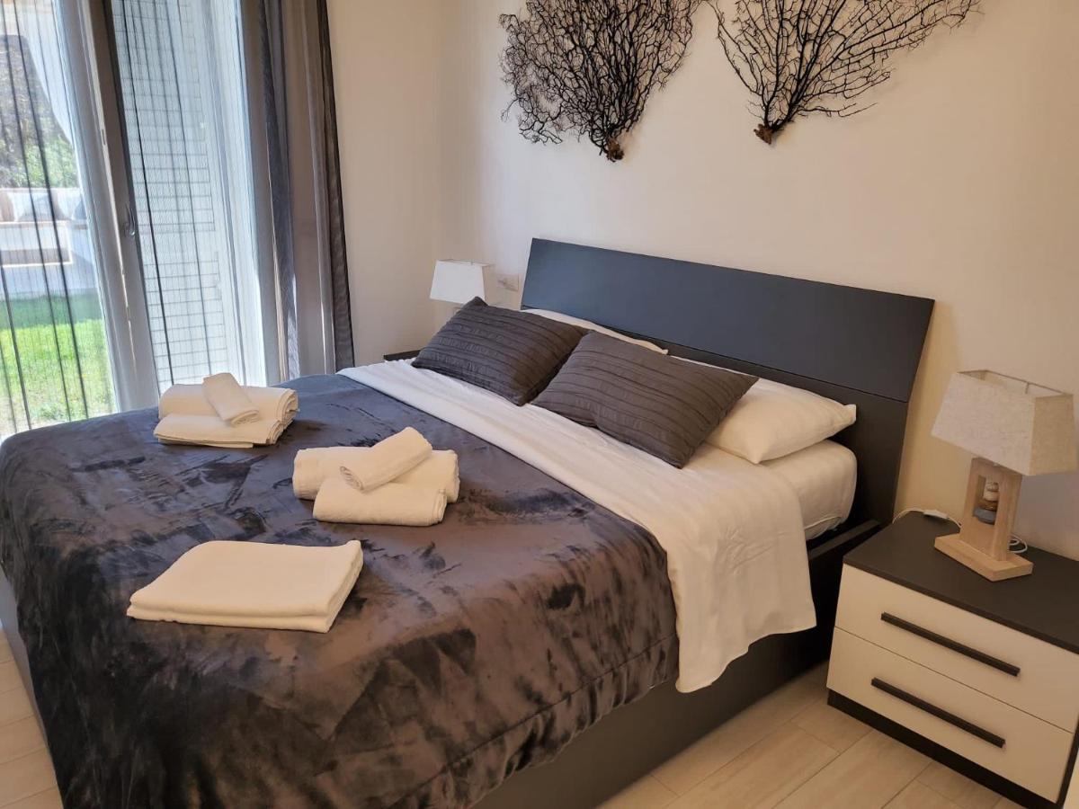 Villa Stella Marina Valledoria  Eksteriør billede